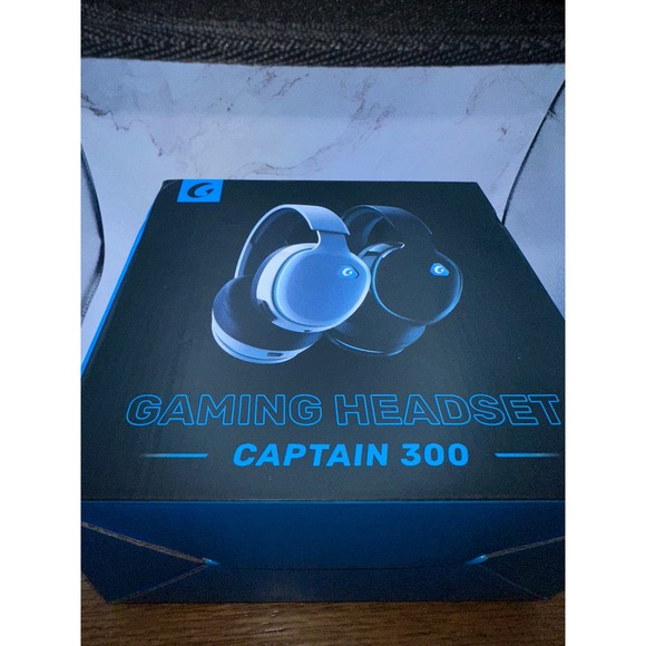 Captain 300 Gaming Headset - PC, Phone, Playstation, Xbox Compatible - Picture 1 of 7